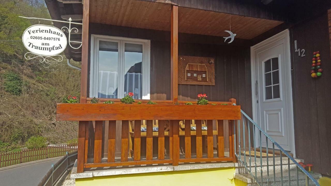 Ferienhaus Am Traumpfad Hatzenport Exterior foto